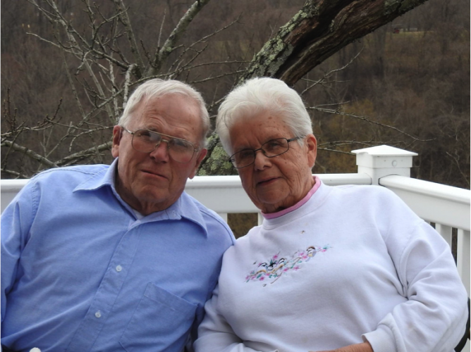 Weavers Celebrate 60th
